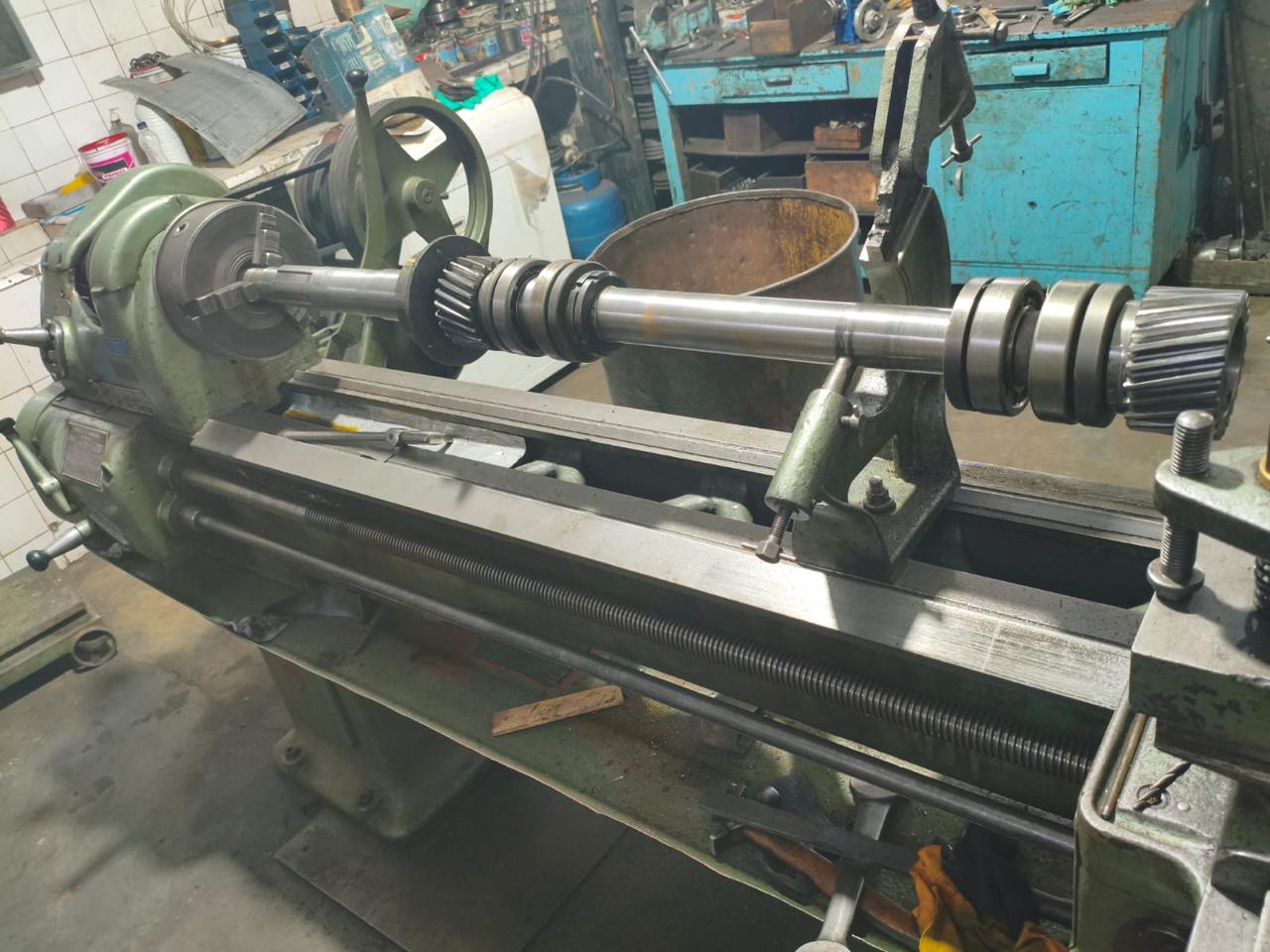 Máquina de Corte e Vinco LB